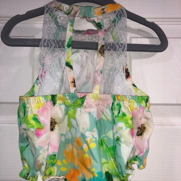 NWOT BABY STARTERS Baby Girl Onesie Bodysuit Outfit Size 9 Months Floral Lace - Picture 3 of 4
